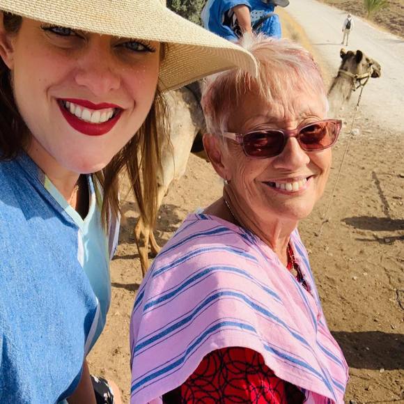 Meet your Posher, Herminia - Picture 1 of 1